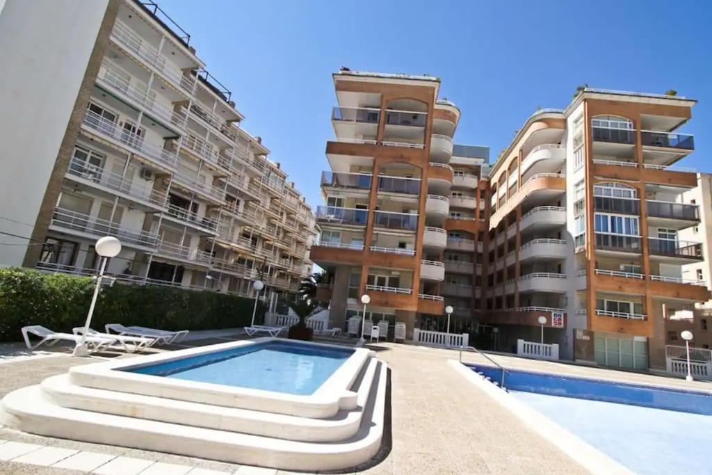 White Beach 100M Playa, Wifi, Pool 6Pax Salou Bagian luar foto