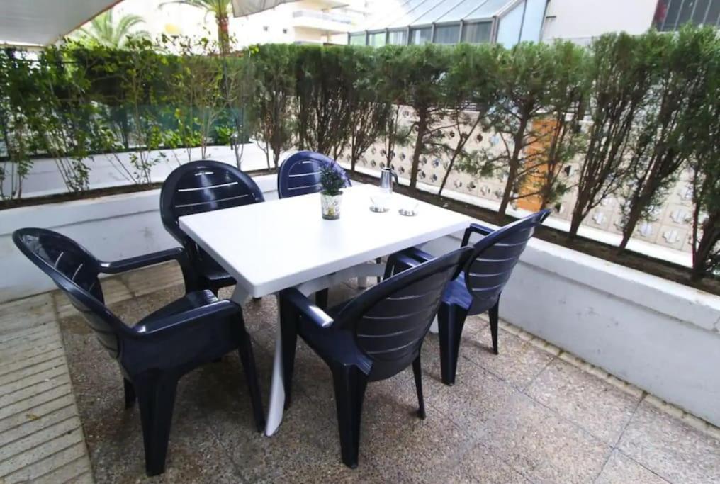 White Beach 100M Playa, Wifi, Pool 6Pax Salou Bagian luar foto